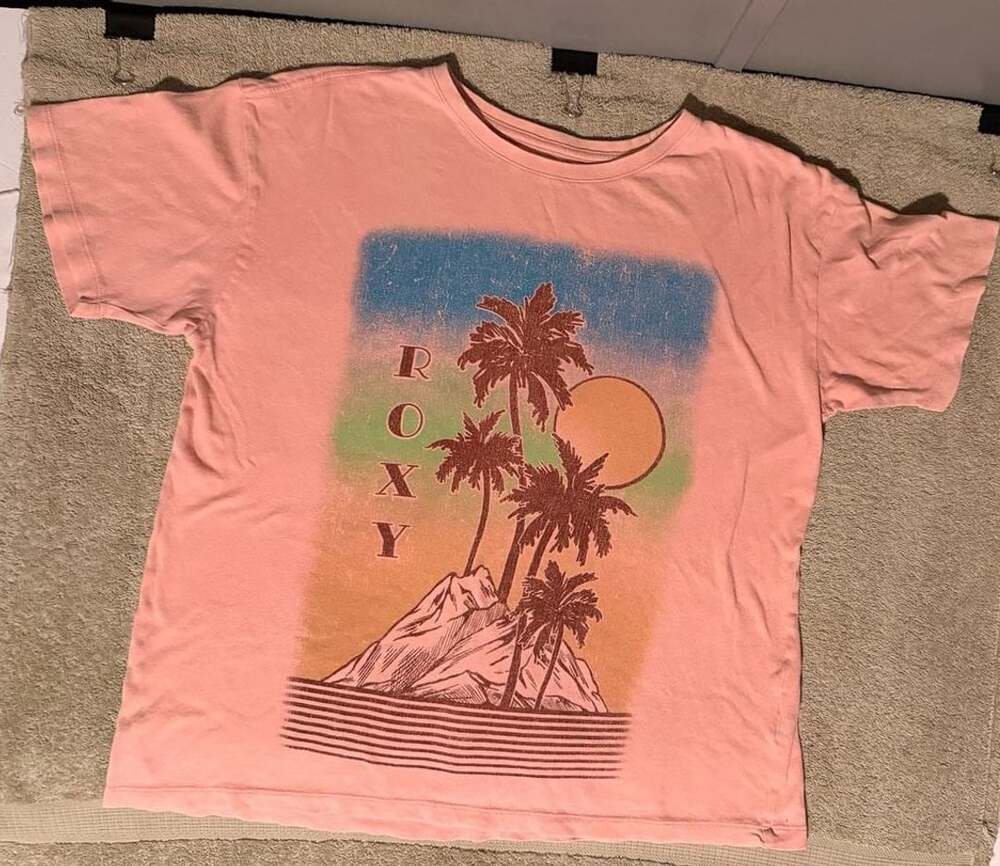 Roxy Palm Springs Graphic T-Shirt Size M Pink Short Sleeve Palm Trees